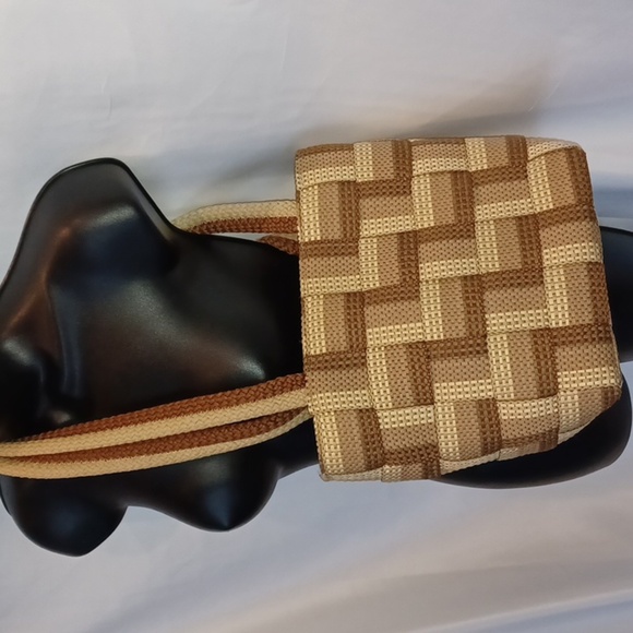 Passports Made In Italy brown & cream Woven Tote Bag, 8x10x6 - Picture 1 of 8